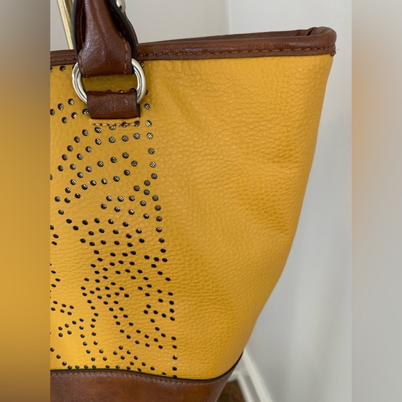 Ann Klein Lion Logo Burnt Yellow & Brown Handbag *Excellent Condition* - Picture 3 of 8